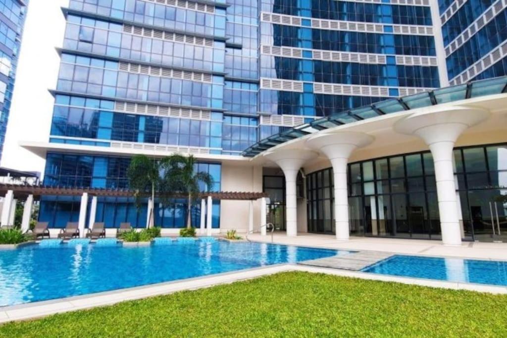 Luxestaysmnl Coastal Chic Netflx 380Mbps Pool Bgc มะนิลา ภายนอก รูปภาพ
