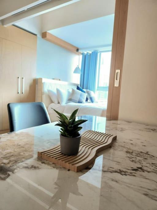 Luxestaysmnl Coastal Chic Netflx 380Mbps Pool Bgc มะนิลา ภายนอก รูปภาพ