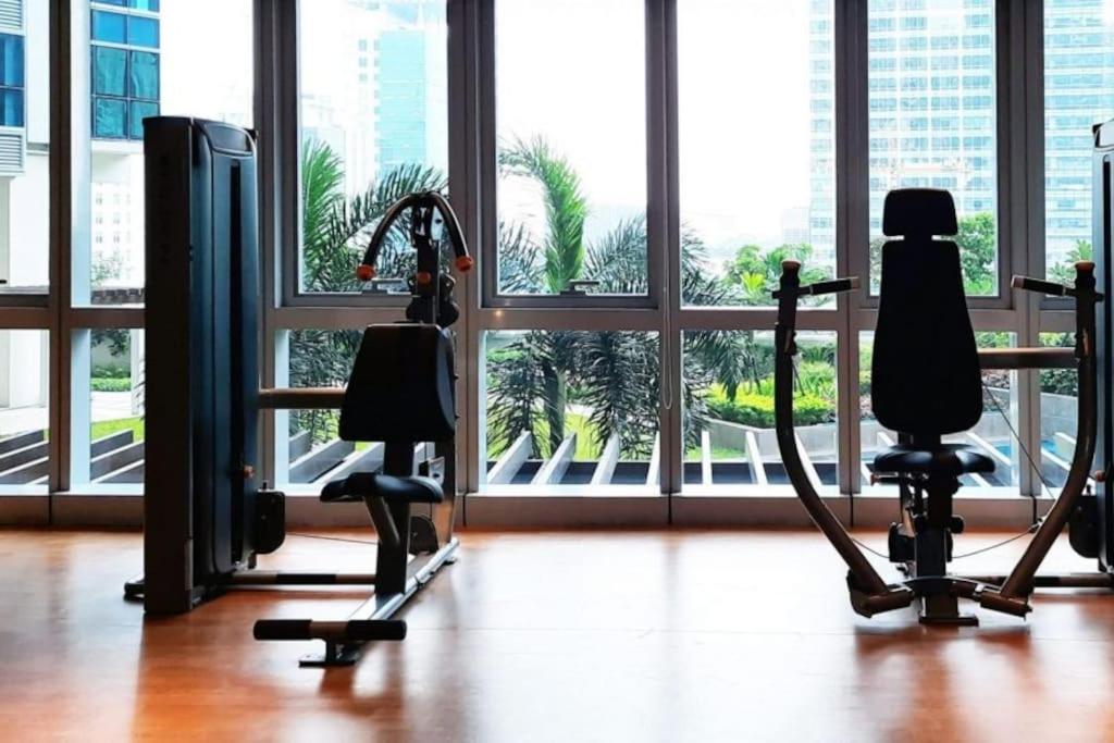 Luxestaysmnl Coastal Chic Netflx 380Mbps Pool Bgc มะนิลา ภายนอก รูปภาพ
